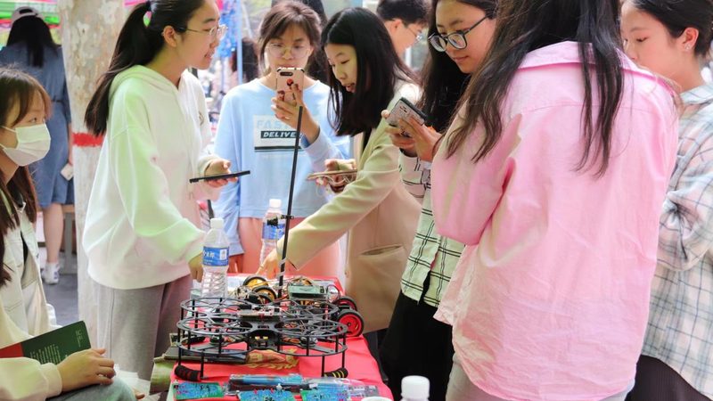 制造业数据中台：揭秘其核心价值与选型要点
